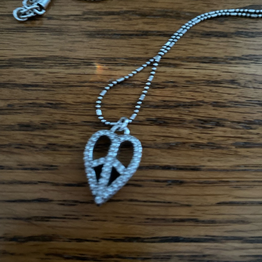 Brighton silver peace heart nevklace
